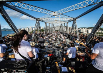 A 8ª Orquestra de Baterias confirmou apresentação em Florianópolis
