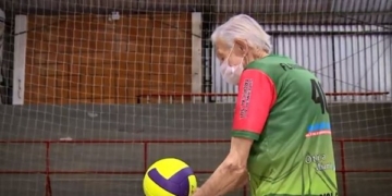 Idoso de 96 anos que pratica vôlei, diz que ‘esporte é vida’