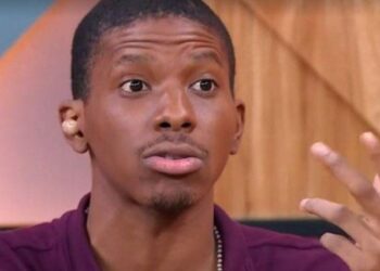 Lucas Penteado expõe noiva com suposto amante e faz transmissão ao vivo em que diz estar sendo traído