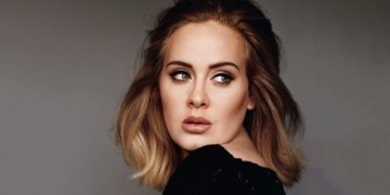 Adele fala sobre separação, novo amor e mudança no estilo de vida