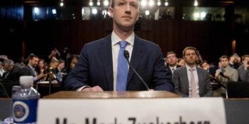 Após apagão, dados de 1,5 bi de usuários do Facebook são vendidos por criminosos