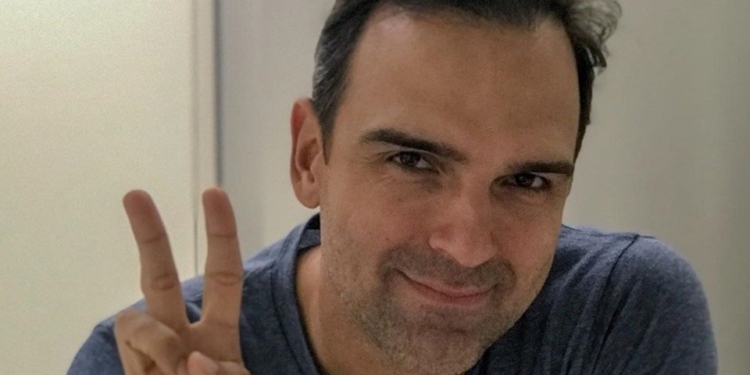 Tadeu Schmidt deixa o programa “Fantástico” para apresentar o Big Brother Brasil