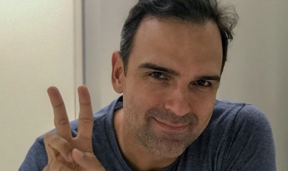 Tadeu Schmidt deixa o programa “Fantástico” para apresentar o Big Brother Brasil