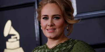 A música ‘Easy on me’, de Adele, bateu recorde na história do Spotify