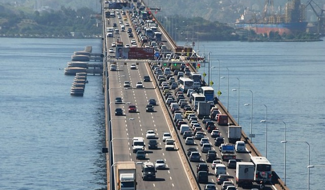 Ponte Rio-Niterói é fechada nos dois sentidos devido a ação policial