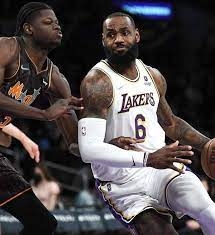 Os Lakers vencem o Magic