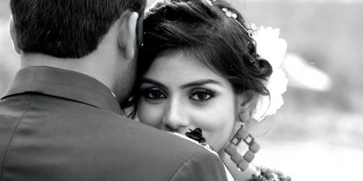 Fotógrafo é processado por perder fotos de casamento