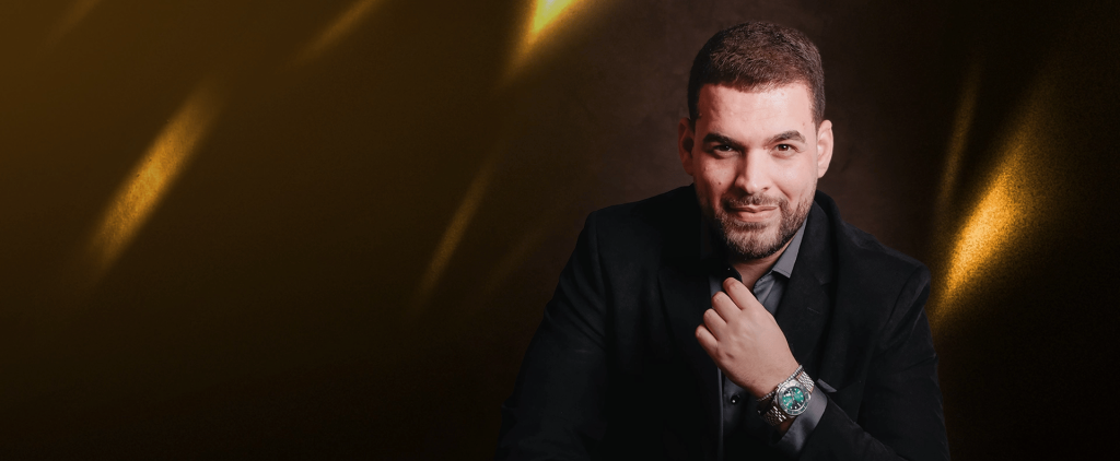 SEU MENTOR, Augusto Carrara, Publicitário, mentor empresarial e professor de MBA, Augusto Carrara é mais do que um especialista em vendas: ele é O Gigante em Vendas.