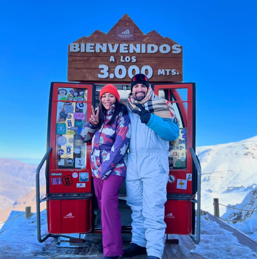 Viagem do Dr. Rodrigo com sua esposa.