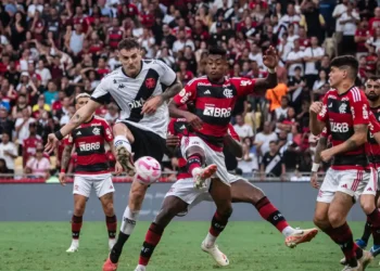 Maiores Clássicos do Futebol Brasileiro: Rivalidades Que Incendeiam o Brasil Além dos Estaduais