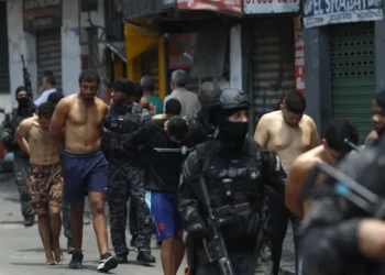 Plano de Segurança do RJ: Investigação Ameaça Policiais e Políticos Corruptos no Combate ao Crime Organizado