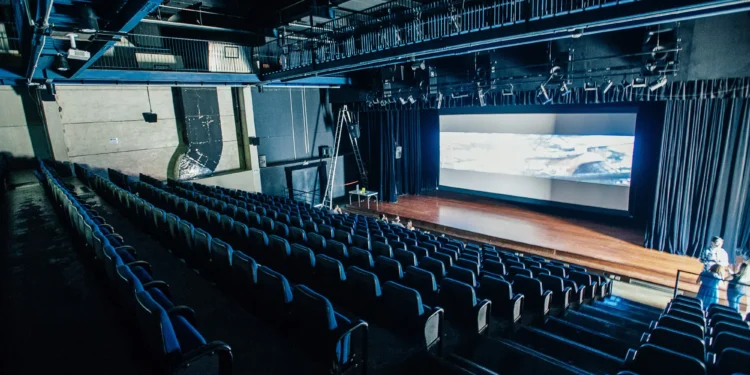 Gestão Nunes Troca Comando da SPCine e Gera Debate sobre Critérios Identitários em Editais Culturais de São Paulo