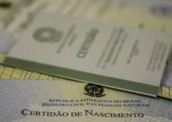 Helena Lidera o Ranking de Nomes Mais Registrados no Paraná em 2025, Revelando Tradição e Novas Tendências Familiares