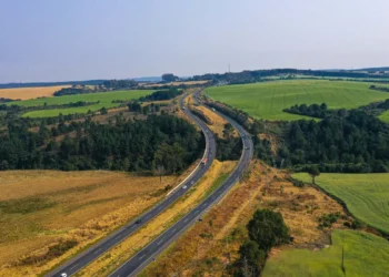 Estradas do Paraná: Pedágio de Volta, Qualidade em Debate e Opinião do Leitor