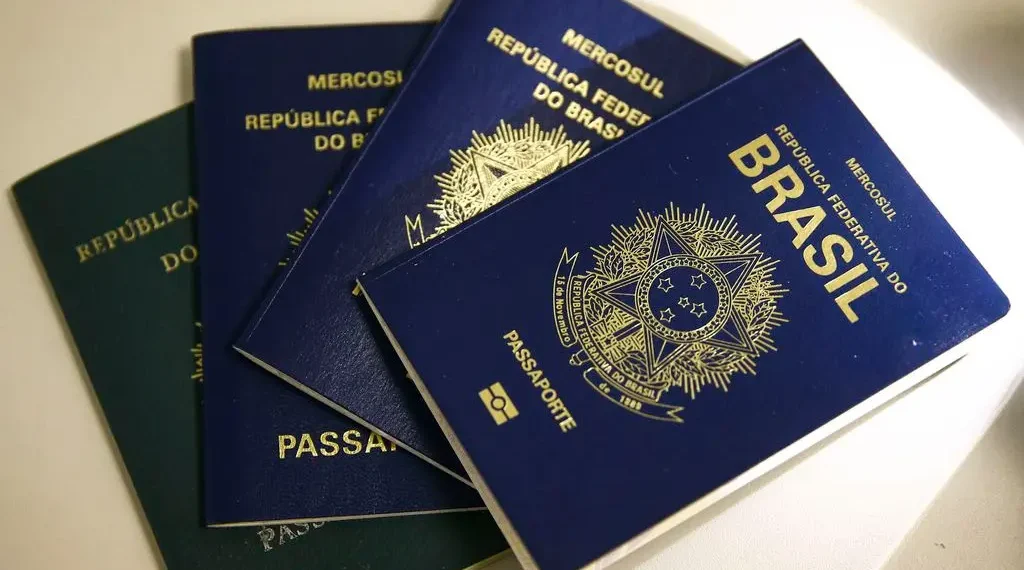 Passaportes Bloqueados: PF Suspende Emissão por Instabilidade Crônica em Sistema, Gerando Alerta Nacional