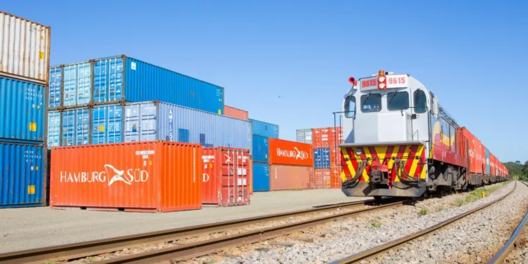 Transporte Ferroviário em SC: Movimentação de Cargas Cai 9,8% em 2025, Ligando Alerta para Potencial Subutilizado