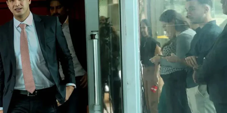 Gilmar Mendes ordena investigação de suspeita de espionagem contra secretário de João Campos, acirrando disputa com Raquel Lyra