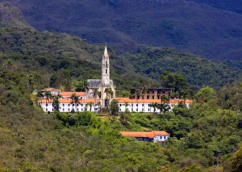 Catas Altas: O Município Mineiro com Maior PIB Per Capita do Brasil que Recebe Milhões em Royalties da Mineração e Luta Contra a Vulnerabilidade Social