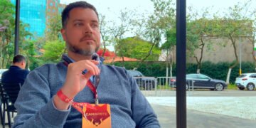 Por que sua rede social pode ser o “terreno alugado” que está afundando sua autoridade digital.