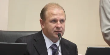 Esquerda em SC busca nome de centro para 2026 e abre caminho para petista ao Senado