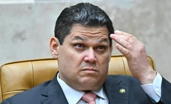 Guerra contra a Censura: Lei Americana Inspirada em Moraes Mira Bloqueios de Plataformas e Acusações de Interferência Estrangeira