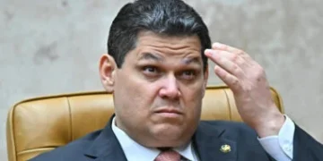 Guerra contra a Censura: Lei Americana Inspirada em Moraes Mira Bloqueios de Plataformas e Acusações de Interferência Estrangeira