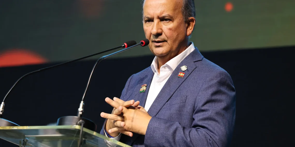 Jorginho Mello Garante: Caroline de Toni Fica no PL e Pode Ser Candidata ao Senado em SC