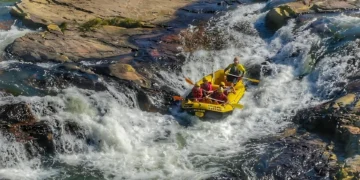 Carnaval Longe da Folia: 5 Refúgios Naturais em Santa Catarina para Fugir da Multidão e Curtir Aventura