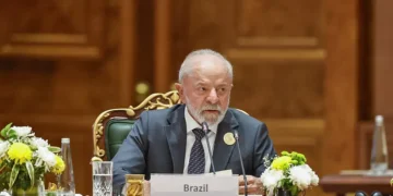 Lula na Índia: Presidente defende regulação global da Inteligência Artificial na ONU e alerta sobre riscos à democracia