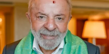 Lula critica redes sociais em TV indiana, alerta para “mundo nervoso” e defende regulação de IA