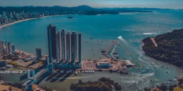 Santa Catarina: Por Que Imóveis em Balneário Camboriú e Itapema Viraram Ouro e Superam São Paulo e Rio?