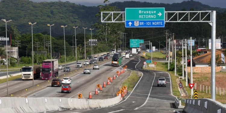 Isopor Revolucionário: Como Santa Catarina Acelerou Obra Milionária em 9 Meses Usando Blocos Leves