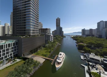 Charles II Yacht Royal Home: Conheça o Primeiro Residencial Náutico da América Latina em Itapema