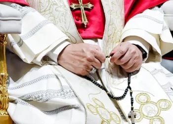 Gigantes da Tecnologia se Reúnem com o Vaticano: O Que Billions de Dólares e a Fé Têm em Comum na Era da IA?