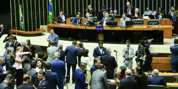 Oposição se une para barrar decretos de Lula que endurecem fiscalização de big techs; entenda os motivos