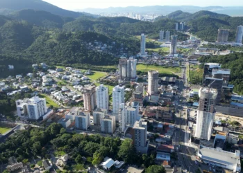 Estúdios de Alto Padrão em Itajaí (SC) Viram Queridinhos de Investidores com Retorno Anual Acima de 20% em Mercado Aquecido