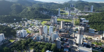 Estúdios de Alto Padrão em Itajaí (SC) Viram Queridinhos de Investidores com Retorno Anual Acima de 20% em Mercado Aquecido