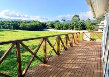 Moradores estão deixando capitais como Florianópolis em busca de cidades autossuficientes, seguras e contato com a natureza como Santo Amaro da Imperatriz.