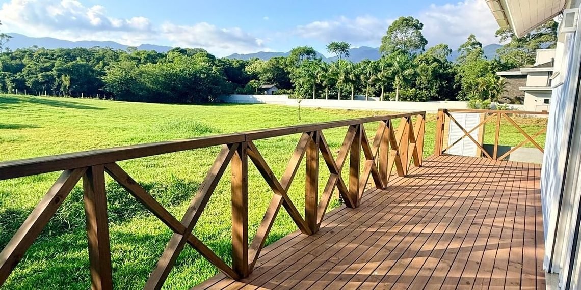 Moradores estão deixando capitais como Florianópolis em busca de cidades autossuficientes, seguras e contato com a natureza como Santo Amaro da Imperatriz.