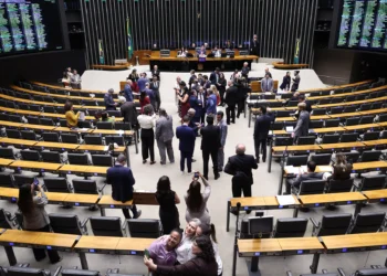 Bets: Câmara aprova destinar parte da arrecadação de apostas esportivas para a Polícia Federal e outras forças