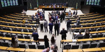 Bets: Câmara aprova destinar parte da arrecadação de apostas esportivas para a Polícia Federal e outras forças