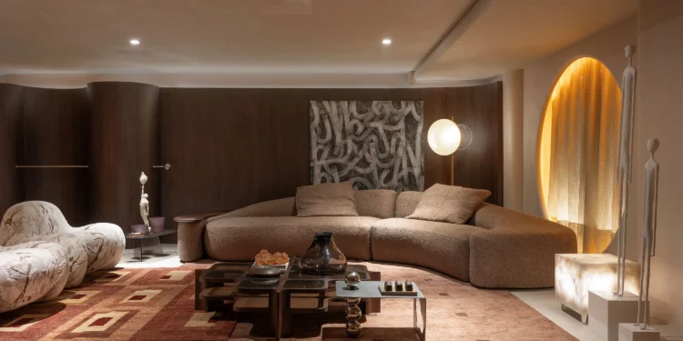 Balneário Camboriú: Metro Quadrado Caro Impulsiona Arquitetura de Luxo e Design Inovador, Casacor Celebra o Momento