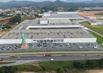 Havan Investe R$ 250 Milhões em SC: Gigante do Varejo Acelera Crescimento com Tecnologia e Novas Lojas