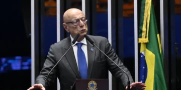 Oposição no Senado Pede Urgência para Derrubar Decreto de Lula que Regulamenta Big Techs e Gera Polêmica