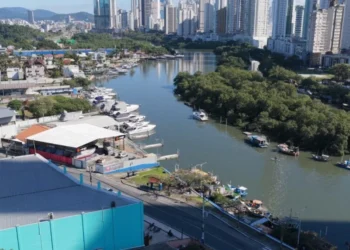 Balneário Camboriú: Nova Ponte Sobre Rio Camboriú Promete Revolucionar Mobilidade e Aliviar Trânsito Intenso