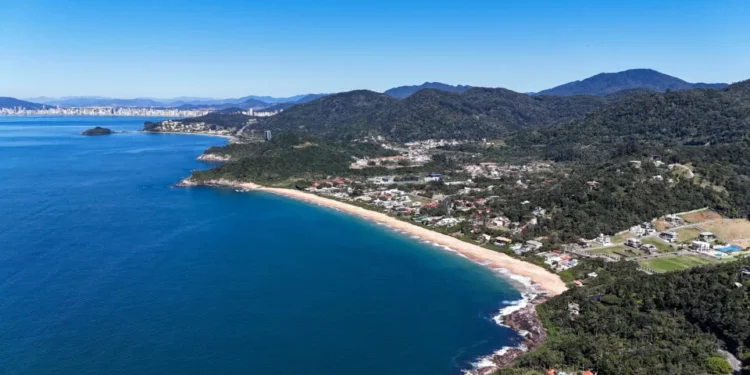 Balneário Camboriú: Rede Privada de Vigilância com IA Promete Transformar Interpraias no Bairro Mais Seguro do Brasil