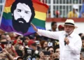 Lula adia comício em Florianópolis e agenda bate com evento de Flávio Bolsonaro em SC; entenda a disputa eleitoral