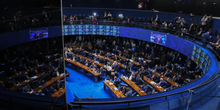 Senado em Risco: Candidatos à Reeleição em Massa Ameaçam Renovar a Casa Alta em 2026