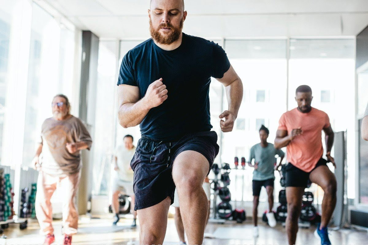 Treino funcional para prevenção de lesões no joelho