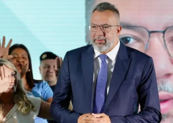 PF prende Deputado Eleito e Delegado do RJ por Lavagem de Dinheiro do Tráfico em Postos de Combustíveis